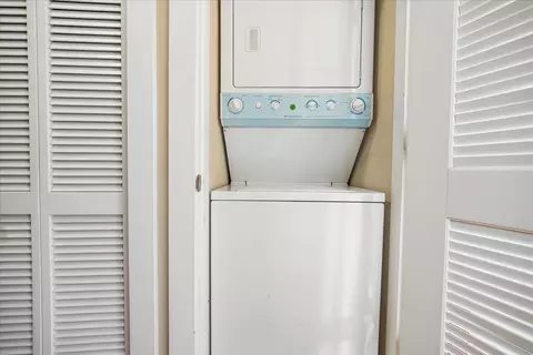 Other - 207 E 31st St #2G, Chicago, IL 60616 photo 2 of 2