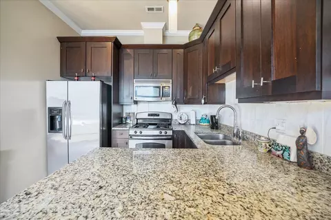 Kitchen - 207 E 31st St #2G, Chicago, IL 60616 photo 2 of 2
