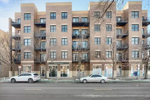 207 E 31st St #2G, Chicago, IL 60616