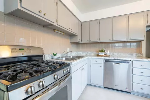 Kitchen - 1607 Hovey Ave, Normal, IL 61761 photo 3 of 4