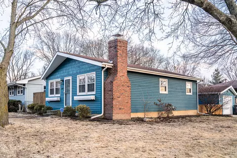 Exterior - 1607 Hovey Ave, Normal, IL 61761 photo 3 of 7