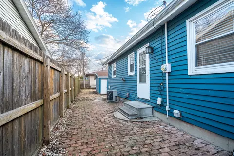 Exterior - 1607 Hovey Ave, Normal, IL 61761 photo 7 of 7