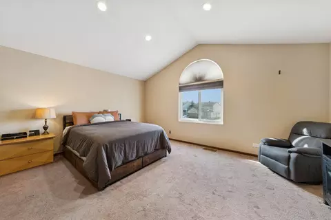 Bedroom - 1105 Longford Rd, Bartlett, IL 60103 photo 1 of 3