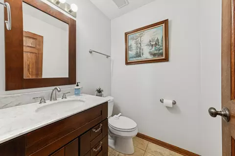 Bath - 1105 Longford Rd, Bartlett, IL 60103 photo 1 of 4