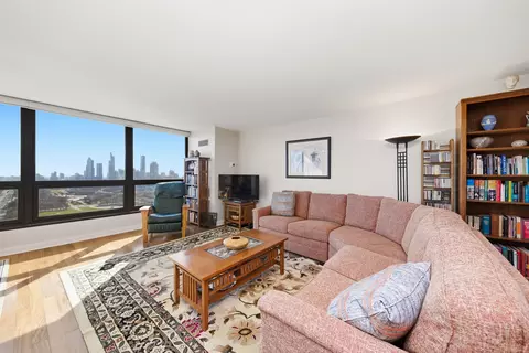 Living - 360 E Randolph St #2902, Chicago, IL 60601 photo 1 of 4