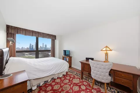 Bedroom - 360 E Randolph St #2902, Chicago, IL 60601 photo 3 of 4