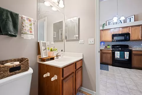 Bath - Undisclosed, Plano, IL 60545 photo 1 of 4
