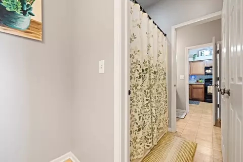 Entry Way - Undisclosed, Plano, IL 60545 photo 1 of 1