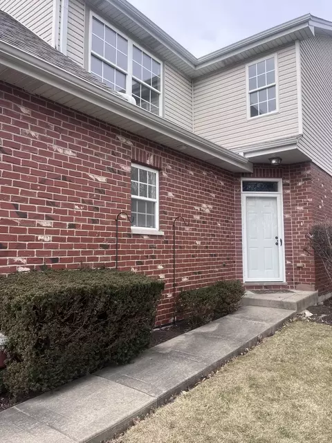 547 Goodwin Dr, Bolingbrook, IL 60440 photo 2