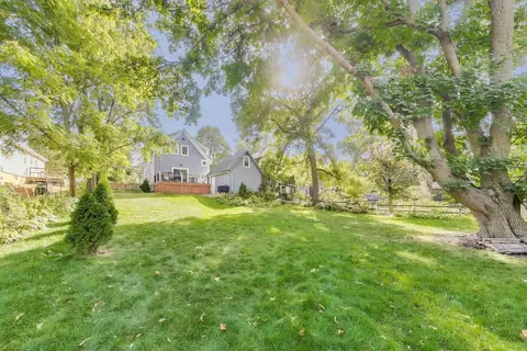 Exterior - 421 E Willow Ave, Wheaton, IL 60187 photo 6 of 8
