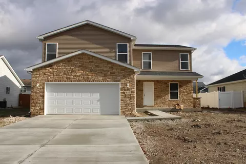 837 Blackhawk Dr, Braidwood, IL 60408