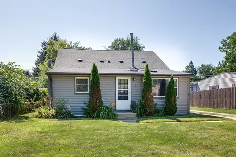 1206 Landon Ave, Winthrop Harbor, IL 60096