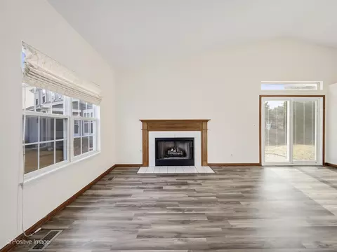 Living - 22201 W Ocala Ct, Plainfield, IL 60544 photo 3 of 4