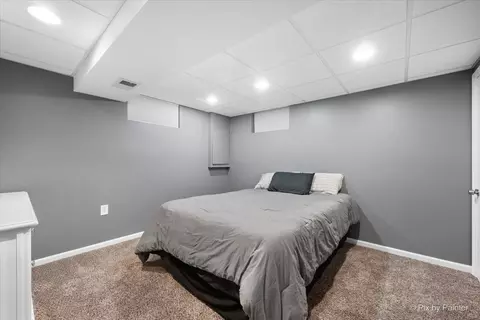 Bedroom - 532 Circle Dr, Fox Lake, IL 60020 photo 7 of 7
