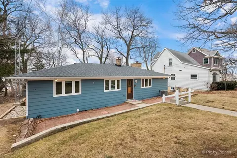 Exterior - 532 Circle Dr, Fox Lake, IL 60020 photo 3 of 17