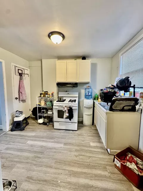 Kitchen - 11345 S Ada St, Chicago, IL 60643 photo 1 of 1