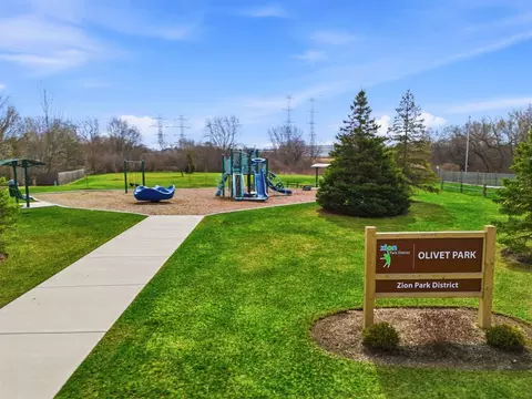 View/Area - 3412 Harbor Ridge Dr, Zion, IL 60099 photo 5 of 5
