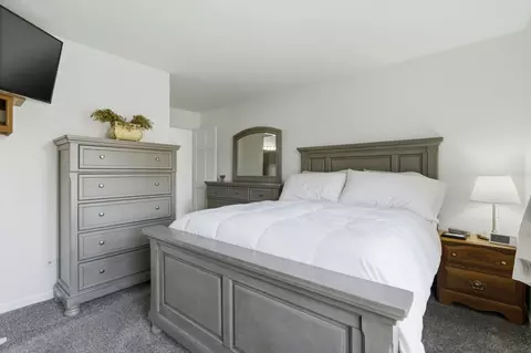 Bedroom - 3412 Harbor Ridge Dr, Zion, IL 60099 photo 1 of 7