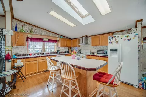 169 Whipporwill Dr, Beecher, IL 60401 photo 4