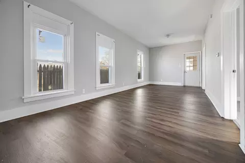 Living - 464 Prospect St, Elgin, IL 60120 photo 2 of 2