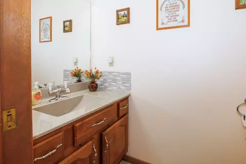 1304 S Hershey Rd, Bloomington, IL 61704 photo 20