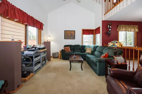 1304 S Hershey Rd, Bloomington, IL 61704 photo 5