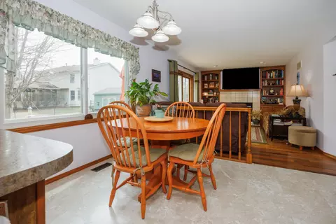 1304 S Hershey Rd, Bloomington, IL 61704 photo 11