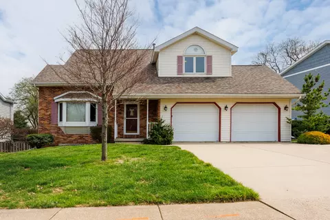 1304 S Hershey Rd, Bloomington, IL 61704