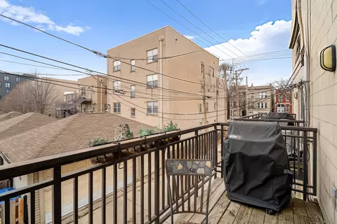 Other - 1212 W Grenshaw St, Chicago, IL 60607 photo 5 of 12