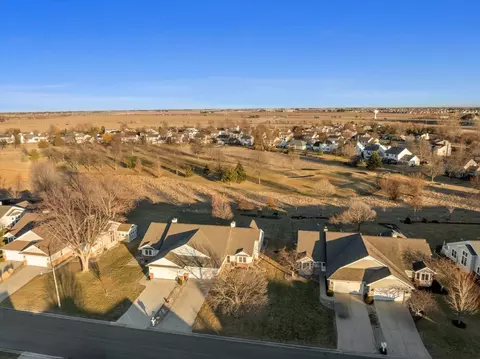 View/Area - 1908 Deer Cove Cc Ct, Normal, IL 61761 photo 2 of 7