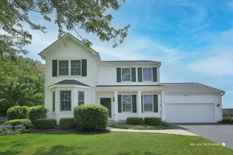 707 Stratford Ct, Lake Villa, IL 60046