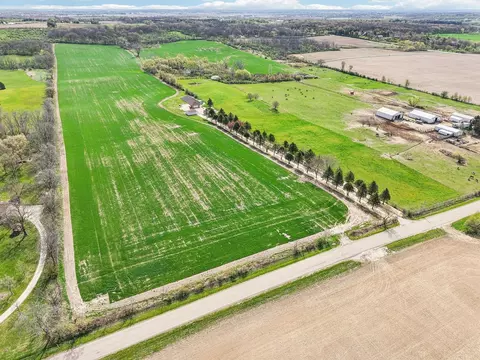 1408 Busse Rd, Marengo, IL 60152