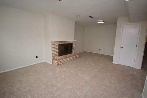 1701 King Dr #A, Normal, IL 61761 photo 27