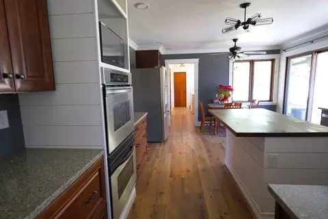 Kitchen - 2 Golfview Pl, Dekalb, IL 60115 photo 4 of 4