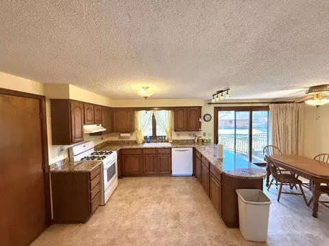 Kitchen - 1807 Fargo Ave, Mchenry, IL 60050 photo 2 of 2