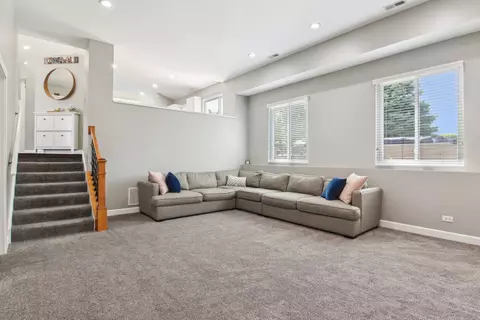 Living - 24339 W Apple Tree Ln, Plainfield, IL 60585 photo 2 of 2
