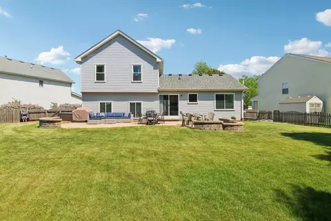 Exterior - 24339 W Apple Tree Ln, Plainfield, IL 60585 photo 6 of 7