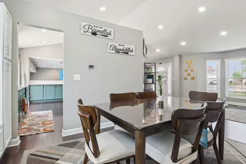 Dining - 24339 W Apple Tree Ln, Plainfield, IL 60585 photo 2 of 2
