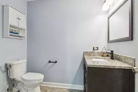 Bath - 24339 W Apple Tree Ln, Plainfield, IL 60585 photo 1 of 3