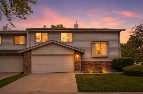 18630 Golfview Dr, Hazel Crest, IL 60429