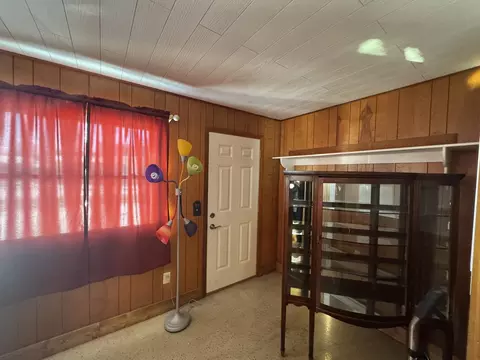 602 E Webster St, Clinton, IL 61727 photo 18