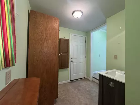 602 E Webster St, Clinton, IL 61727 photo 13