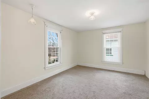 Bedroom - 2011 15th Street A, Moline, IL 61265 photo 2 of 6