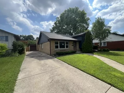5009 W 101st St, Oak Lawn, IL 60453
