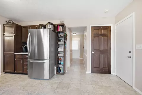 Entry Way - 1015 Primrose Ln, Normal, IL 61761 photo 3 of 4