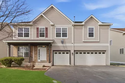 2511 Hennig Rd, Hampshire, IL 60140