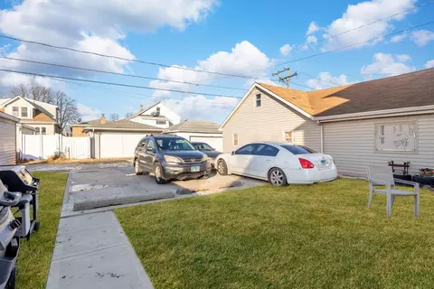 Exterior - 7508 W 59th St, Summit, IL 60501 photo 3 of 3