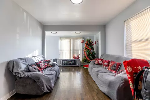 Living - 7508 W 59th St, Summit, IL 60501 photo 1 of 3