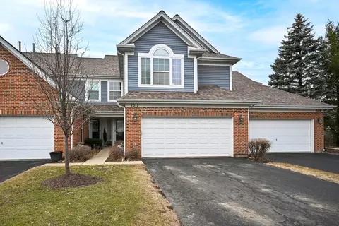 2012 N Silver Lake Rd #2012, Arlington Heights, IL 60004