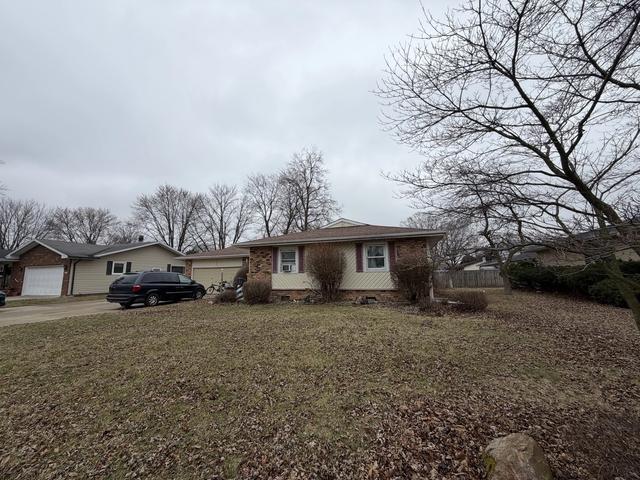 Weisel Rantoul Il 1014 Illinois Dr, Rantoul, IL 61866 | MLS# 12579298 | 9 Photos - Movoto